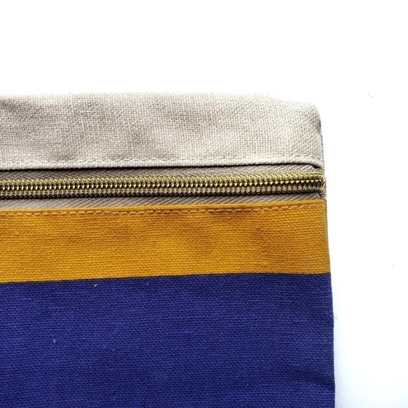 twelveNYC Zippered Linen Clutch Bag - Picture 2 of 5